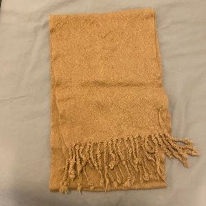 Scarf brown